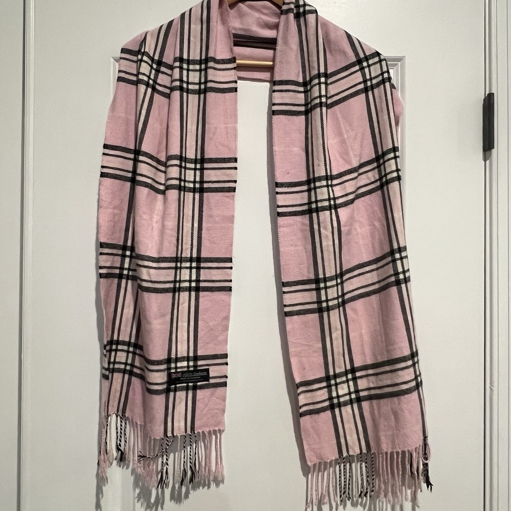 100% Cashmere Pink Plaid Scarf Made in Scotland Fringe Wrap Women's Winter